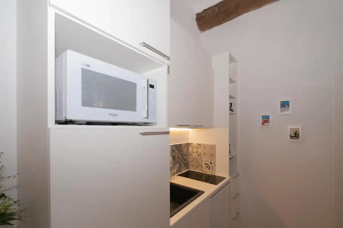 Design Suite Vieux Port Appartement Tout Equipe Climatise Marseille France